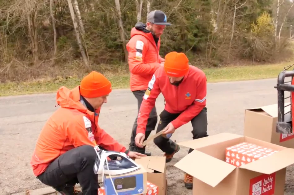 „Jako społeczeństwo nie powinniśmy dopuszczać do tego, żeby ludzie żyli poniżej poziomu godności” - zdjęcie 2