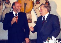 Nie chcę siedzieć na fotelu ze skóry Wałęsy - zdjęcie główne