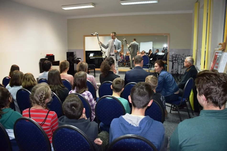 Zaprezentowali nowy instrument dla strażackiej orkiestry i zorganizowali otwarte warsztaty - zdjęcie 4