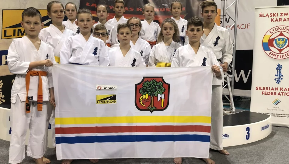 8 medali karateków na międzynarodowym turnieju w Jastrzębiu Zdroju   - zdjęcie 1