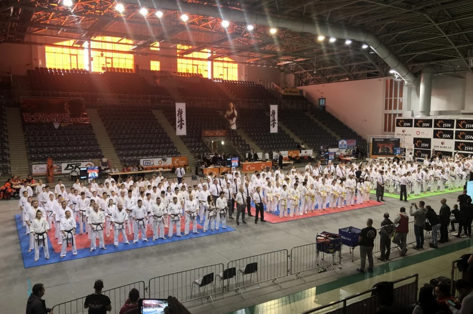 8 medali karateków na międzynarodowym turnieju w Jastrzębiu Zdroju   - zdjęcie 4