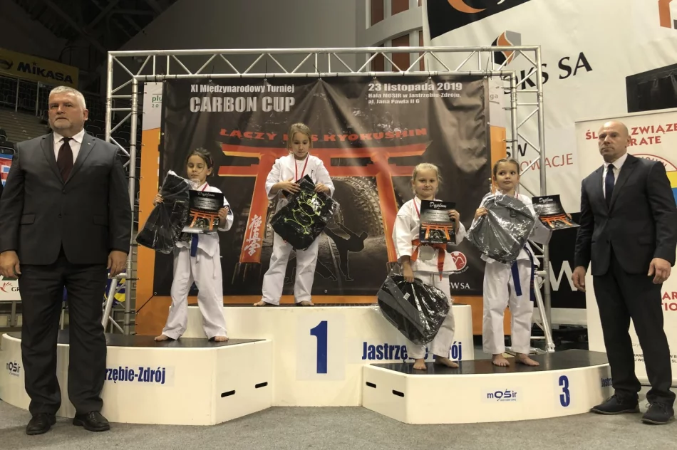 8 medali karateków na międzynarodowym turnieju w Jastrzębiu Zdroju   - zdjęcie 5