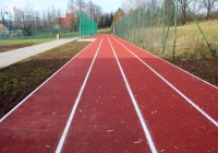Nowe obiekty sportowe przy Szkole Podstawowej nr 1 w Męcinie - zdjęcie główne