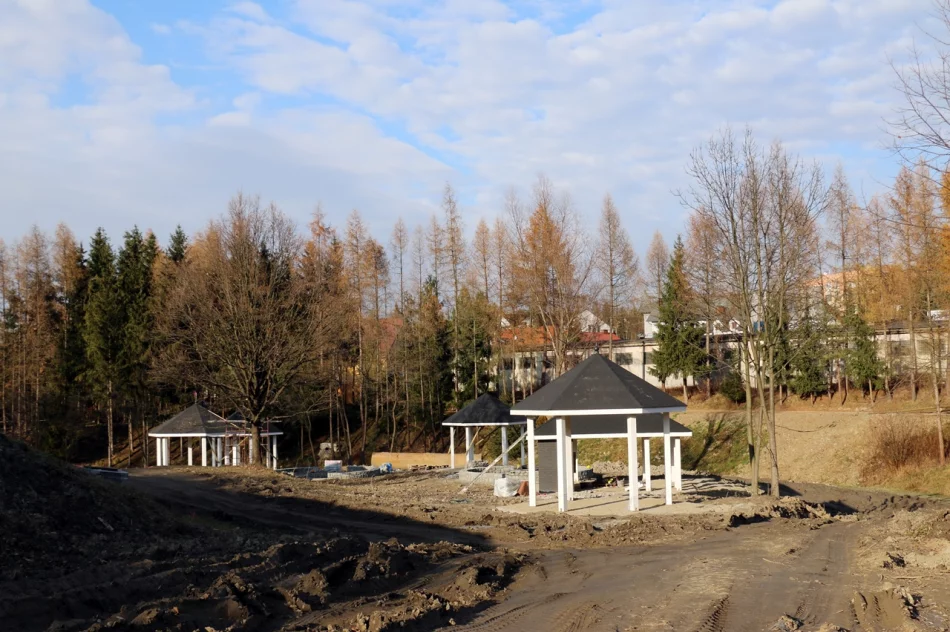 INWESTYCJE CHODZĄ PARAMI, A NAWET TRÓJKAMI - zdjęcie 3