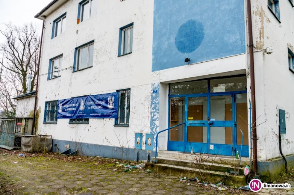 Nie chcą domu w Czchowie, wolą budynek po sanepidzie wyceniany na 890 tys. zł - zdjęcie 3