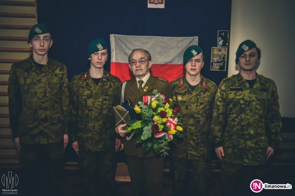 Żołnierz Niezłomny gościł w murach szkoły - zdjęcie 3