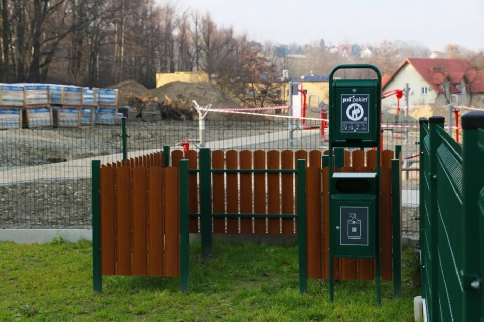 W parku powstają atrakcje - pumptrack, siłownie i miejsca biwakowe - zdjęcie 14