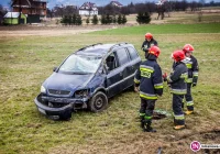 Dachowanie samochodu (wideo) - zdjęcie główne