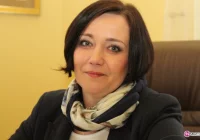 Jestem sądeczanką z siatkami zakupów na Maślanym Rynku - zdjęcie główne