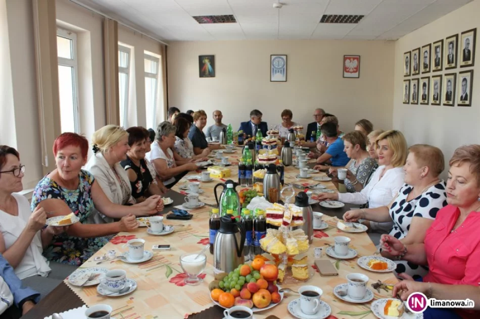 Główny księgowy po 33 latach odszedł na emeryturę - zdjęcie 3