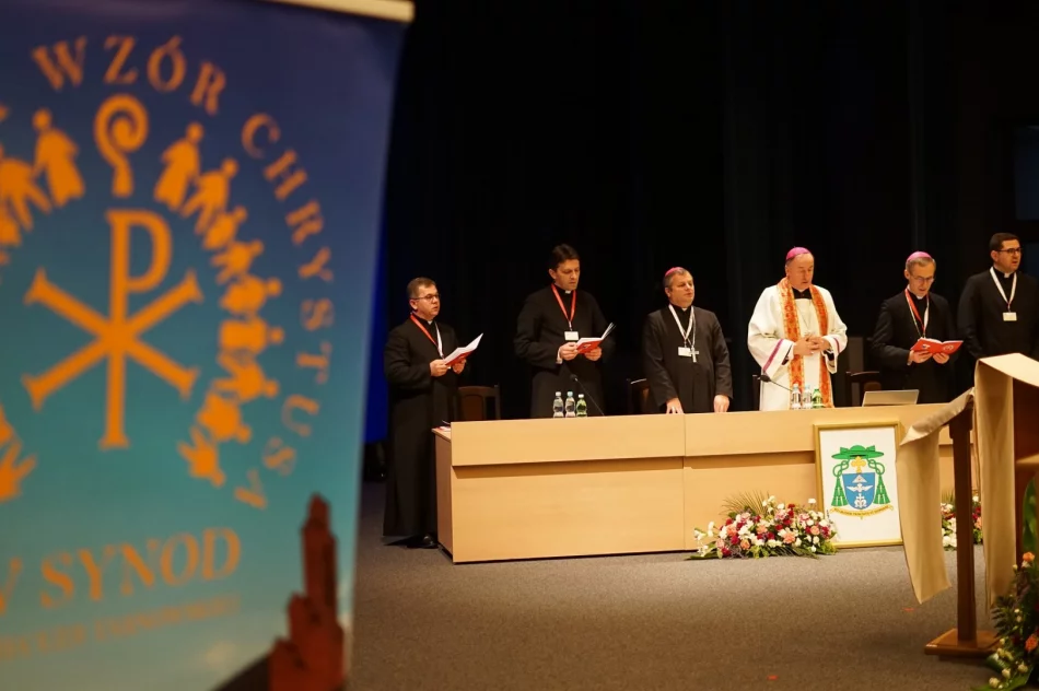 Dokument o katechizacji w diecezji tarnowskiej przyjęty przez V Synod Diecezji Tarnowskiej - zdjęcie 2