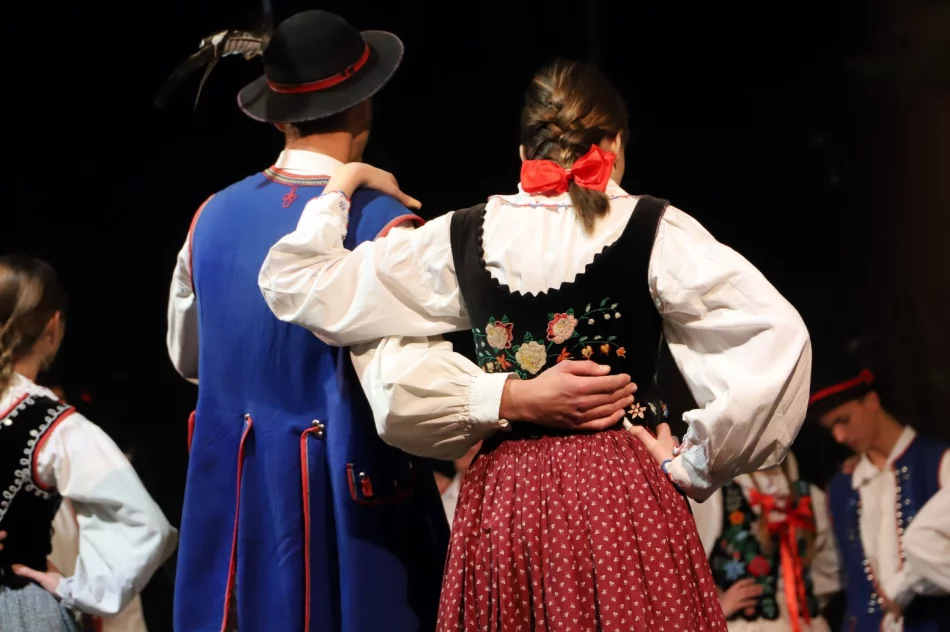 Gminni artyści zaprezentowali się na LIMANOWSKIEJ SŁAZIE - zdjęcie 6