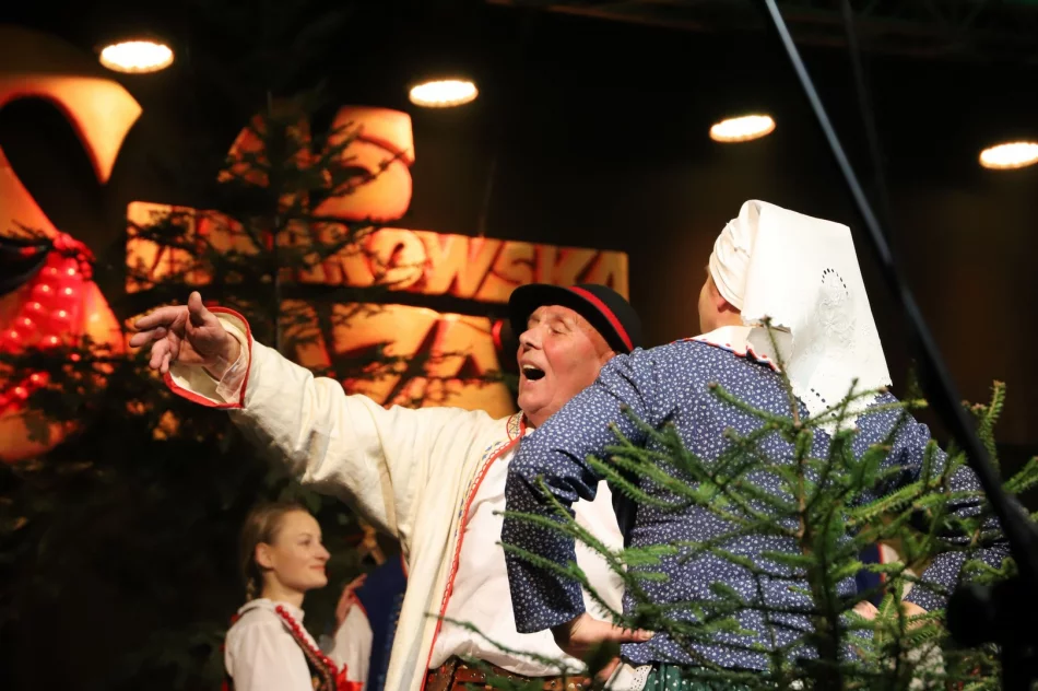 Gminni artyści zaprezentowali się na LIMANOWSKIEJ SŁAZIE - zdjęcie 17