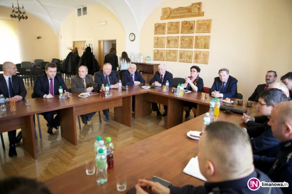 Wojewoda w Limanowej: będzie służył, upominał i karał - zdjęcie 3