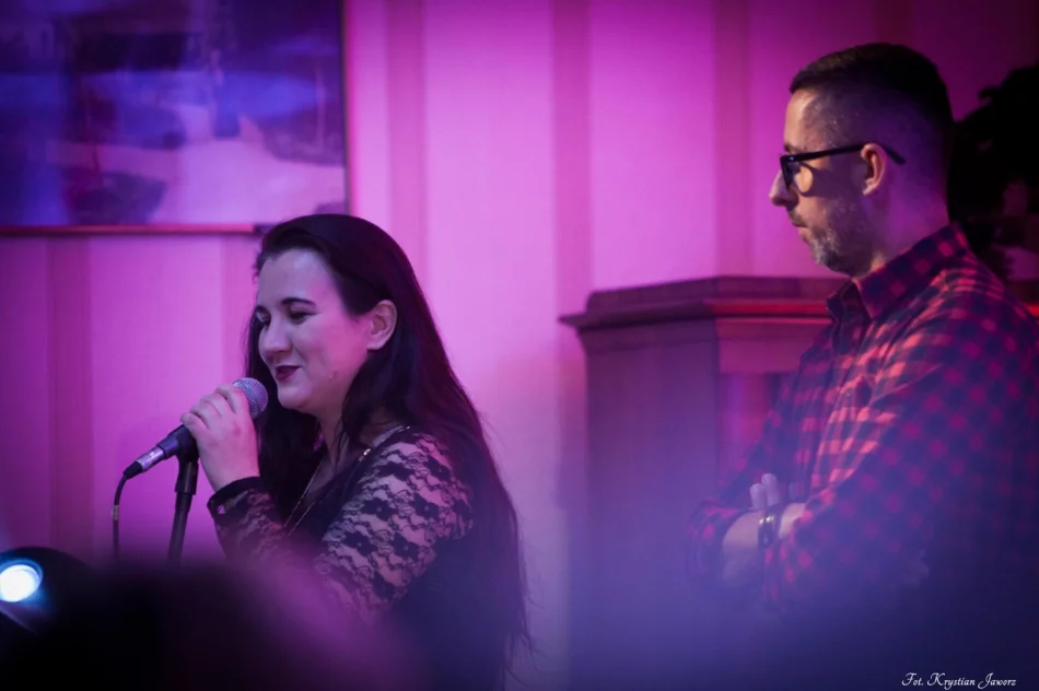 Hipnotyzujący nocturn władców koni - zdjęcie 5