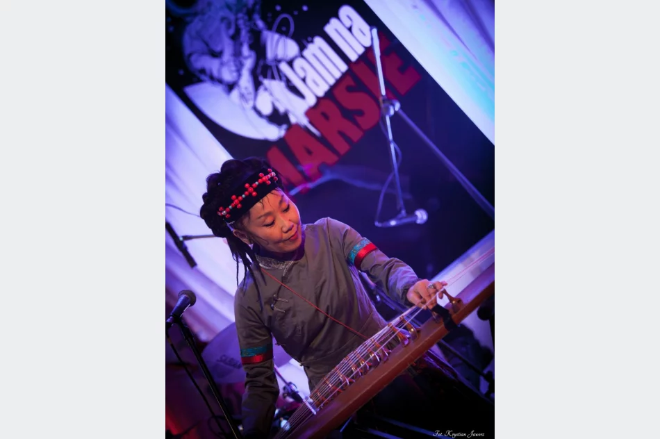 Hipnotyzujący nocturn władców koni - zdjęcie 9