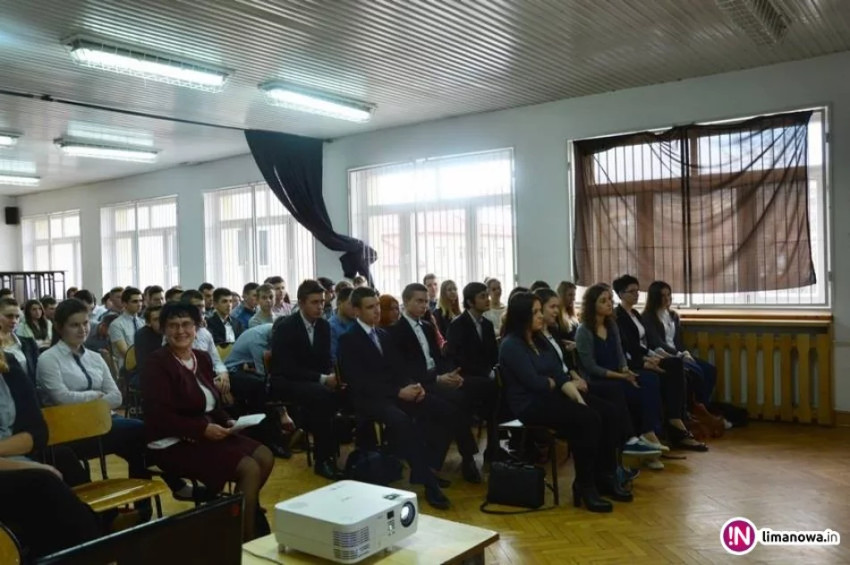 Starosta do uczniów o 'kompetencjach w biznesie' - zdjęcie 2