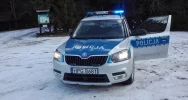 Śmigłowiec LPR wylądował na drodze i zabrał do szpitala nieprzytomnego 42-latka - zdjęcie 3