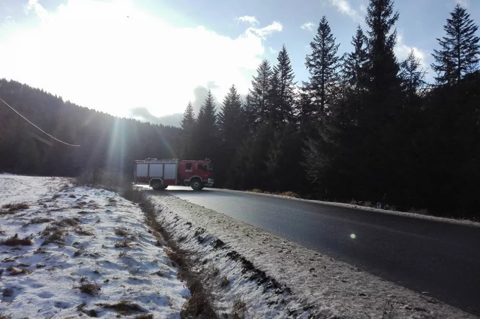 Śmigłowiec LPR wylądował na drodze i zabrał do szpitala nieprzytomnego 42-latka - zdjęcie 6