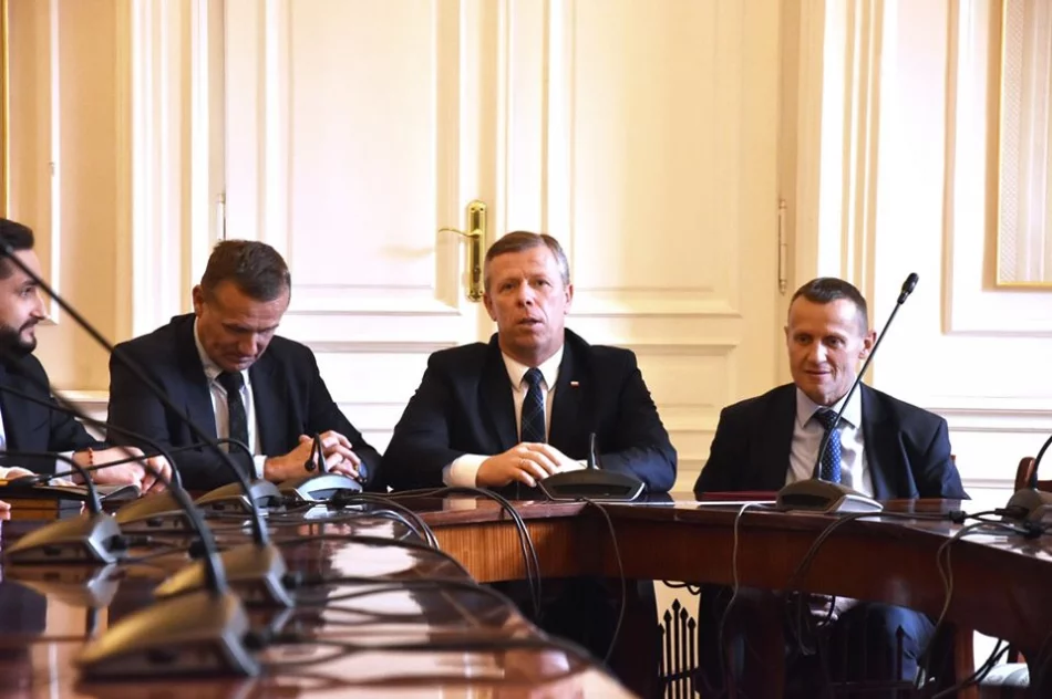 Nowy wicewojewoda spotkał się z dyrektorami wydziałów - zdjęcie 6