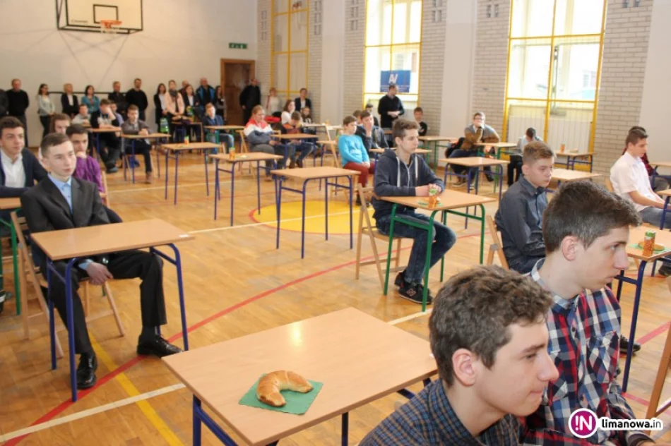 39 uczniów wykazało się wiedzą o bezpiecznym internecie - zdjęcie 2