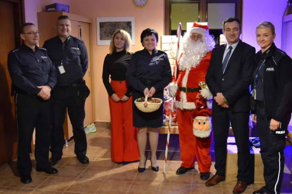 Sprawili wielką radość dzieciom - zdjęcie 2