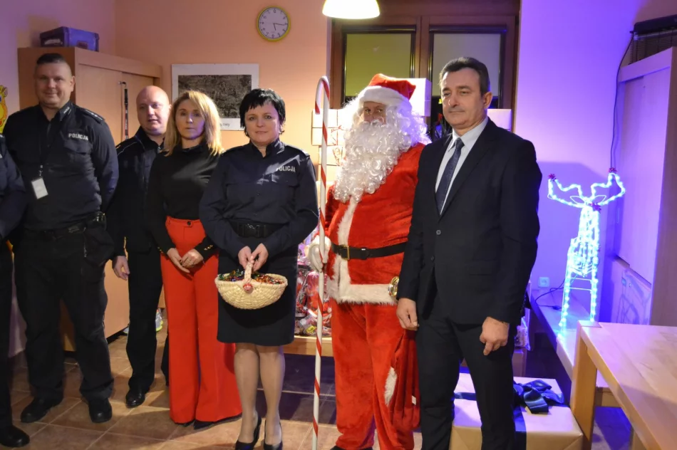 Sprawili wielką radość dzieciom - zdjęcie 3