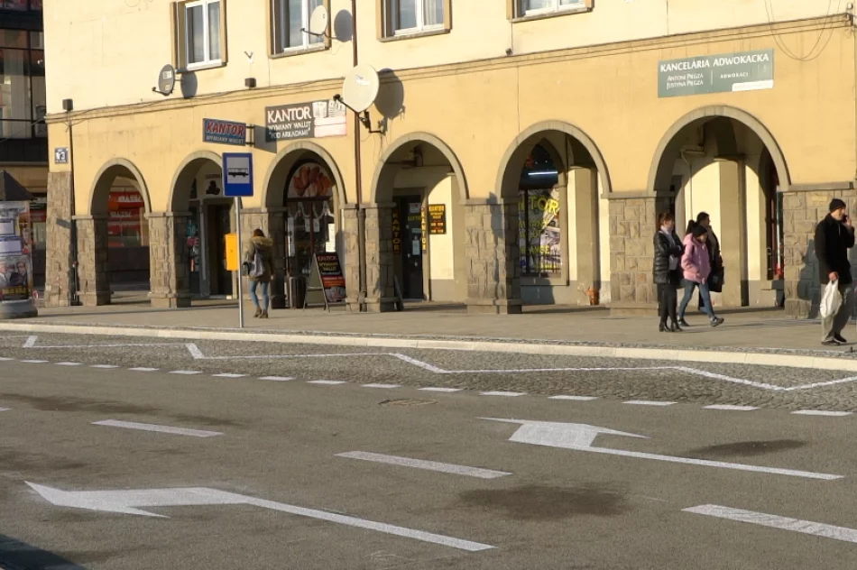 Miasto wstrzymało wznowienie ruchu w Rynku przez brak oświetlenia - zdjęcie 6