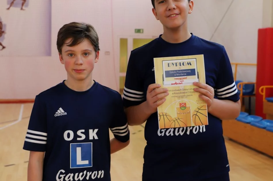 Znani Mistrzowie Gminy w Piłce Koszykowej - Igrzyska Młodzieży Szkolnej - zdjęcie 6