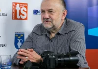 Przyjechałem tu w jednych spodniach - zdjęcie główne