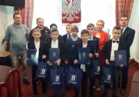 Wójt wyróżnił uczniów za sportowy sukces - zdjęcie główne
