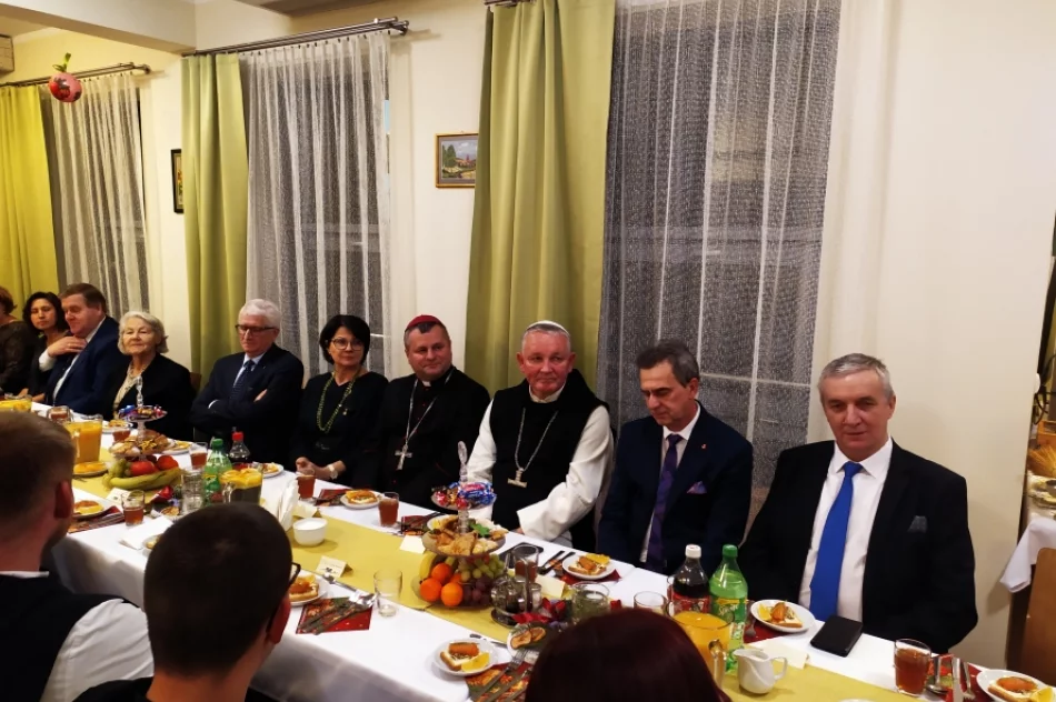 Jubileuszowy Opłatek Maltański w szczyrzyckim DPS - zdjęcie 5