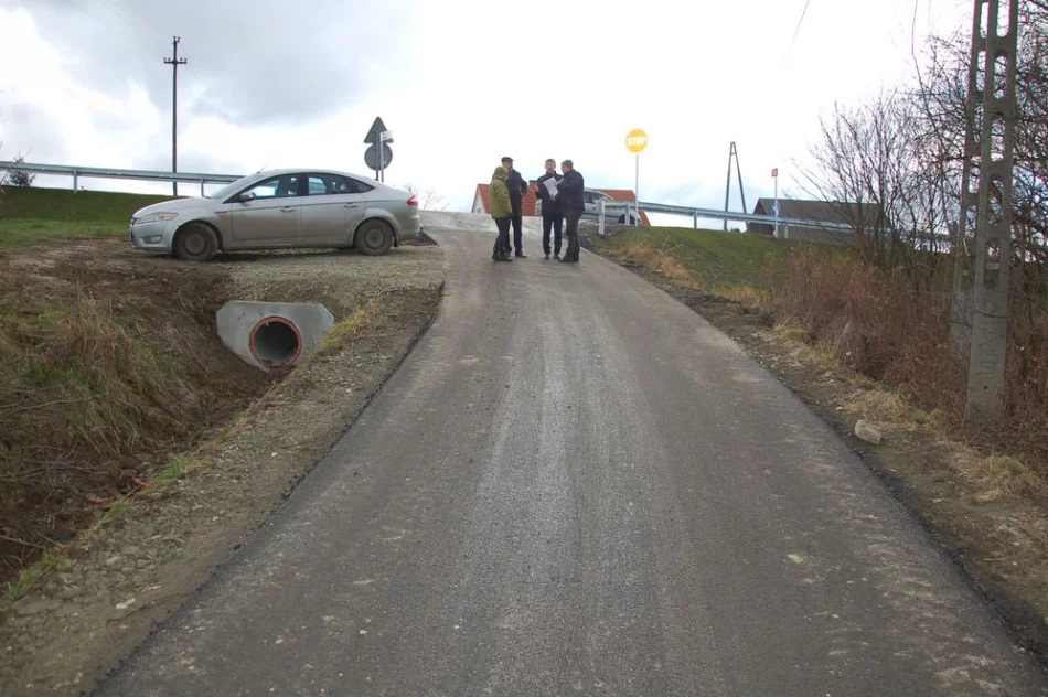 Odebrano drogę gminną w Kaninie i Pisarzowej - zdjęcie 9