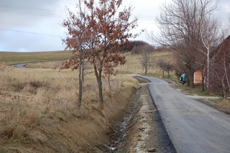 Odebrano drogę gminną w Kaninie i Pisarzowej - zdjęcie 14