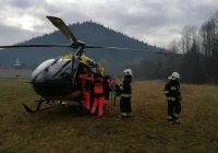 40-latek doznał obrażeń po upadku z wysokości. Zabrał go LPR - zdjęcie główne