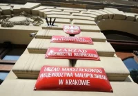 Luksusowe wydatki marszałka i komunikat rzecznika - zdjęcie główne