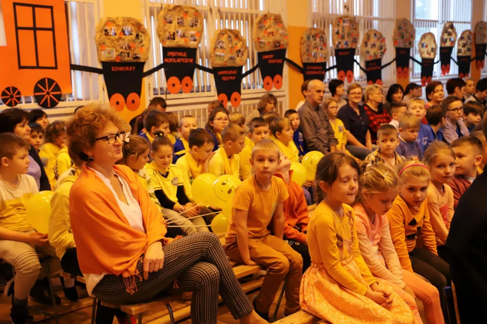 SP nr 2 w Starej Wsi w drodze do Krajowego Certyfikatu                                                                       SZKOŁY PROMUJĄCEJ ZDROWIE - zdjęcie 13