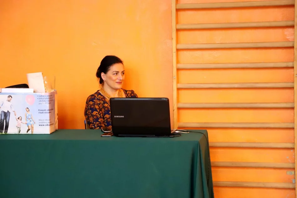 SP nr 2 w Starej Wsi w drodze do Krajowego Certyfikatu                                                                       SZKOŁY PROMUJĄCEJ ZDROWIE - zdjęcie 20