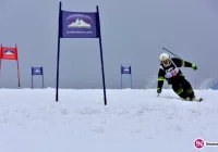 Strażacy rywalizowali na stoku - zdjęcie główne