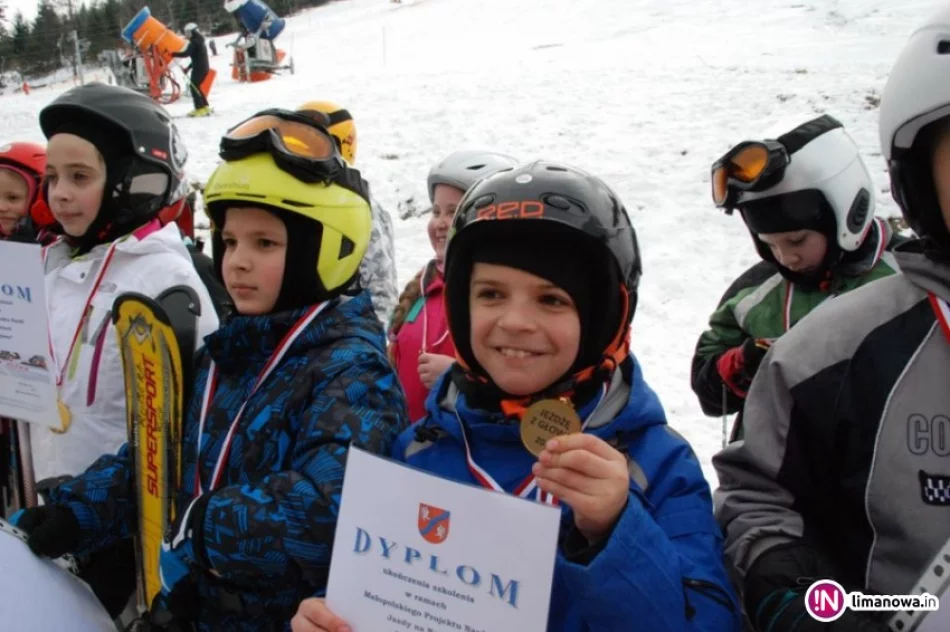 60 młodych narciarzy „Jeździło z głową” - zdjęcie 3