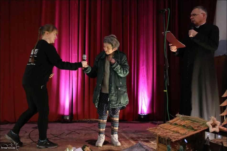 Konkurs szopek i grup kolędniczych zgromadził 400 uczestników - zdjęcie 17