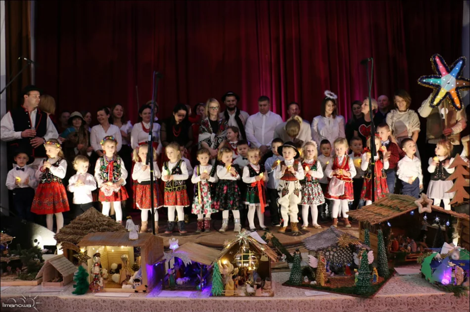 Konkurs szopek i grup kolędniczych zgromadził 400 uczestników - zdjęcie 20