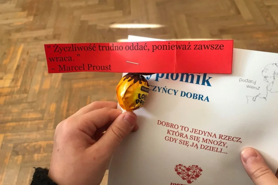 Społeczność szkoły „Razem na Święta” - zdjęcie 5