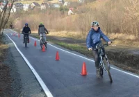 Uczniowie przetestowali nową ścieżkę rowerową - zdjęcie główne