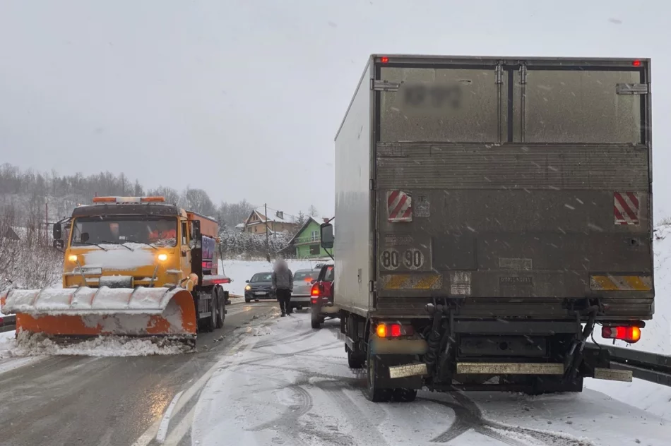 Utrudnienia na DK 28 - trudne warunki drogowe - zdjęcie 8