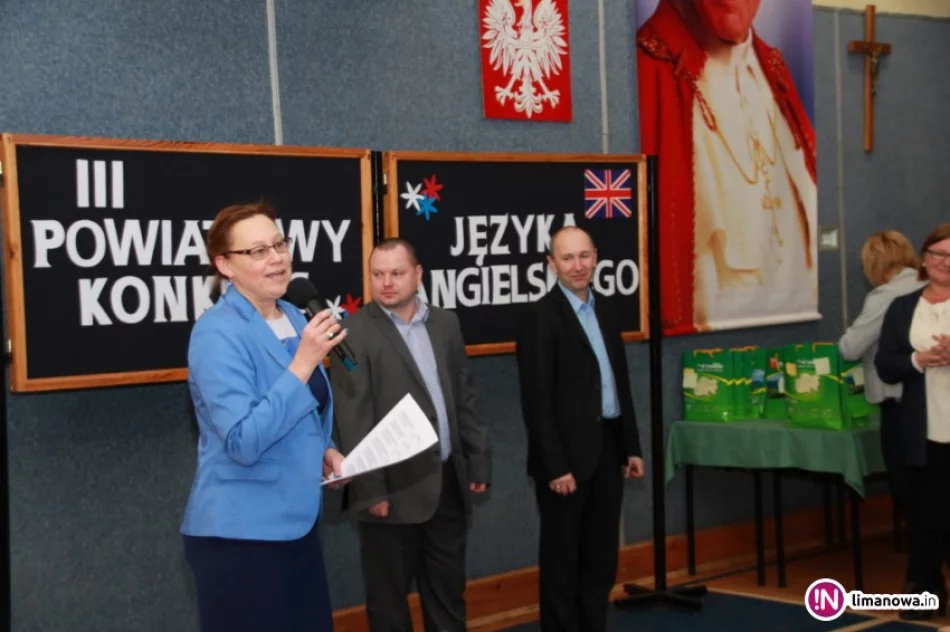 Monika Wilczek zwyciężyła w Powiatowym Konkursie Języka Angielskiego - zdjęcie 2