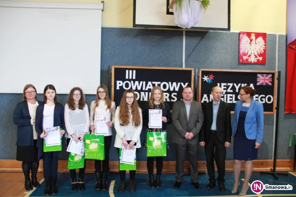 Monika Wilczek zwyciężyła w Powiatowym Konkursie Języka Angielskiego - zdjęcie 3