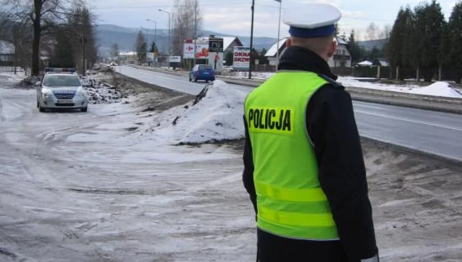 Działania małopolskich policjantów ruchu drogowego podczas wyjazdów sylwestrowych i noworocznych - zdjęcie 1