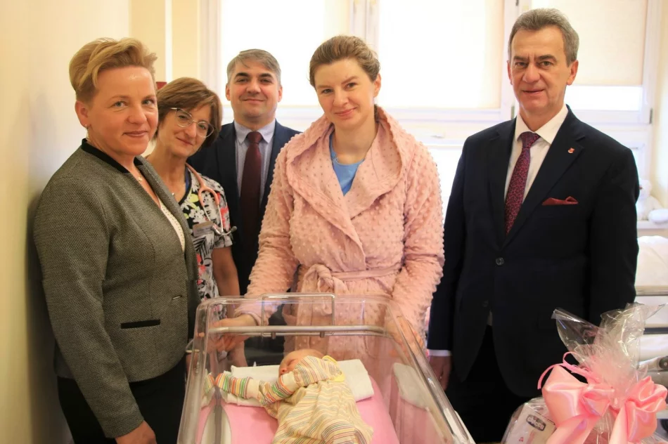 Liliana pierwszym dzieckiem urodzonym w szpitalu w 2020 roku - zdjęcie 2