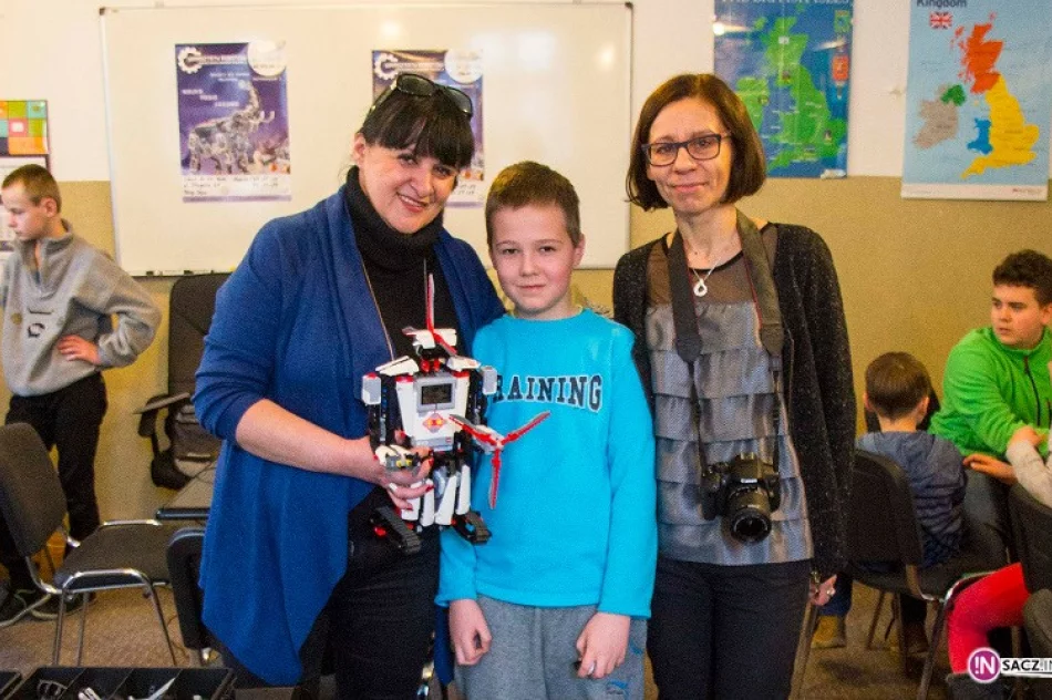 Samodzielnie konstruowali roboty - zdjęcie 3